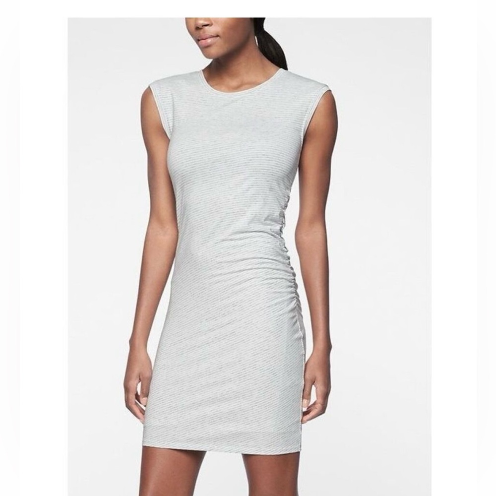 Athleta size Small Carefree Tee Dress Heather Gray/White